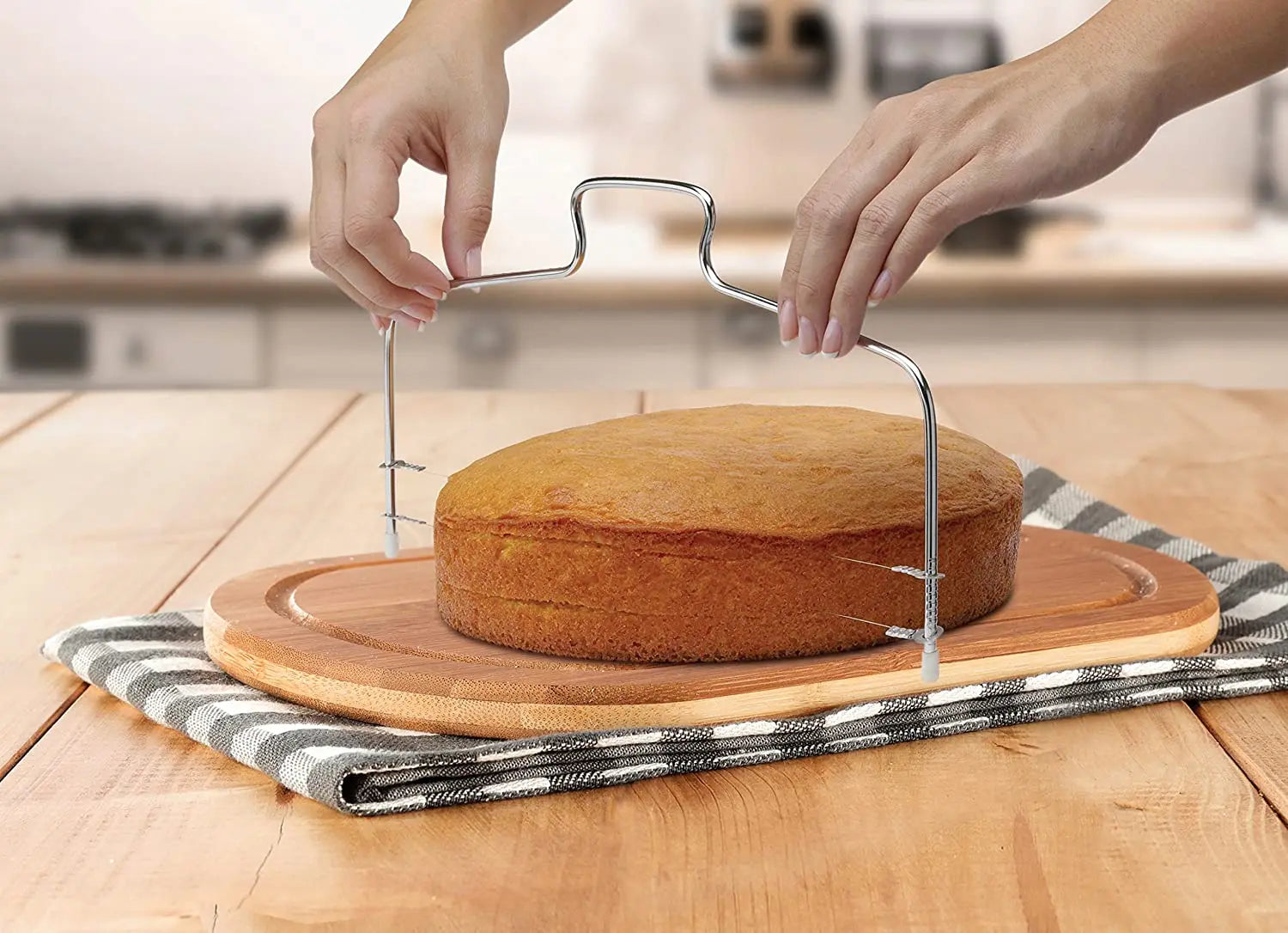 Outils de Coupe de Gâteau en Métal | StainlessCake™ PastryToday